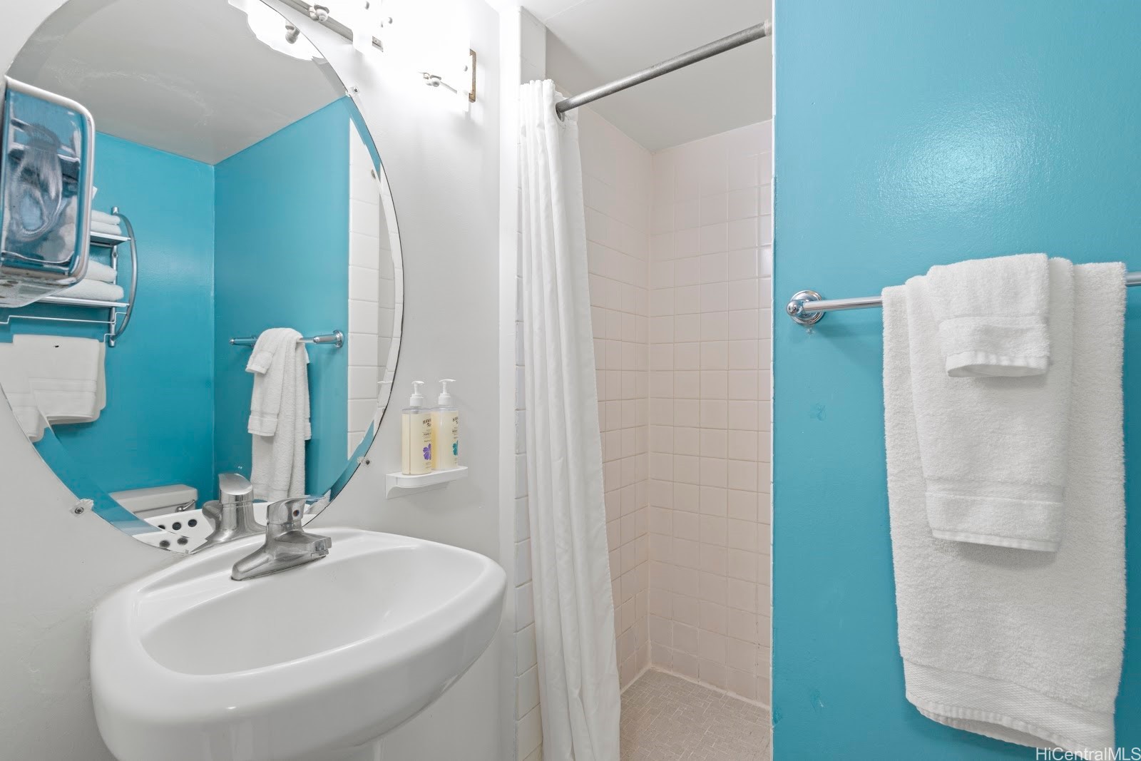 444 Kanekapolei Street 413