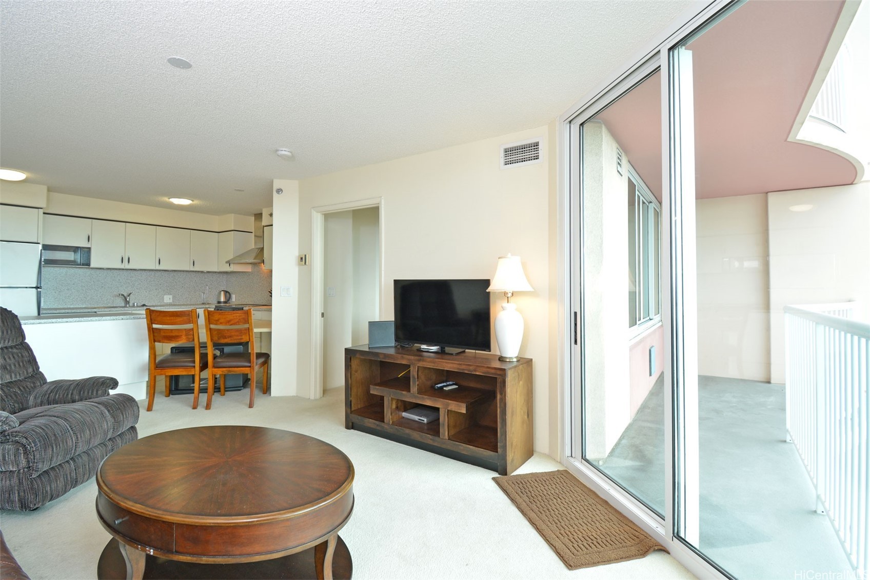 801 S King Street 3701