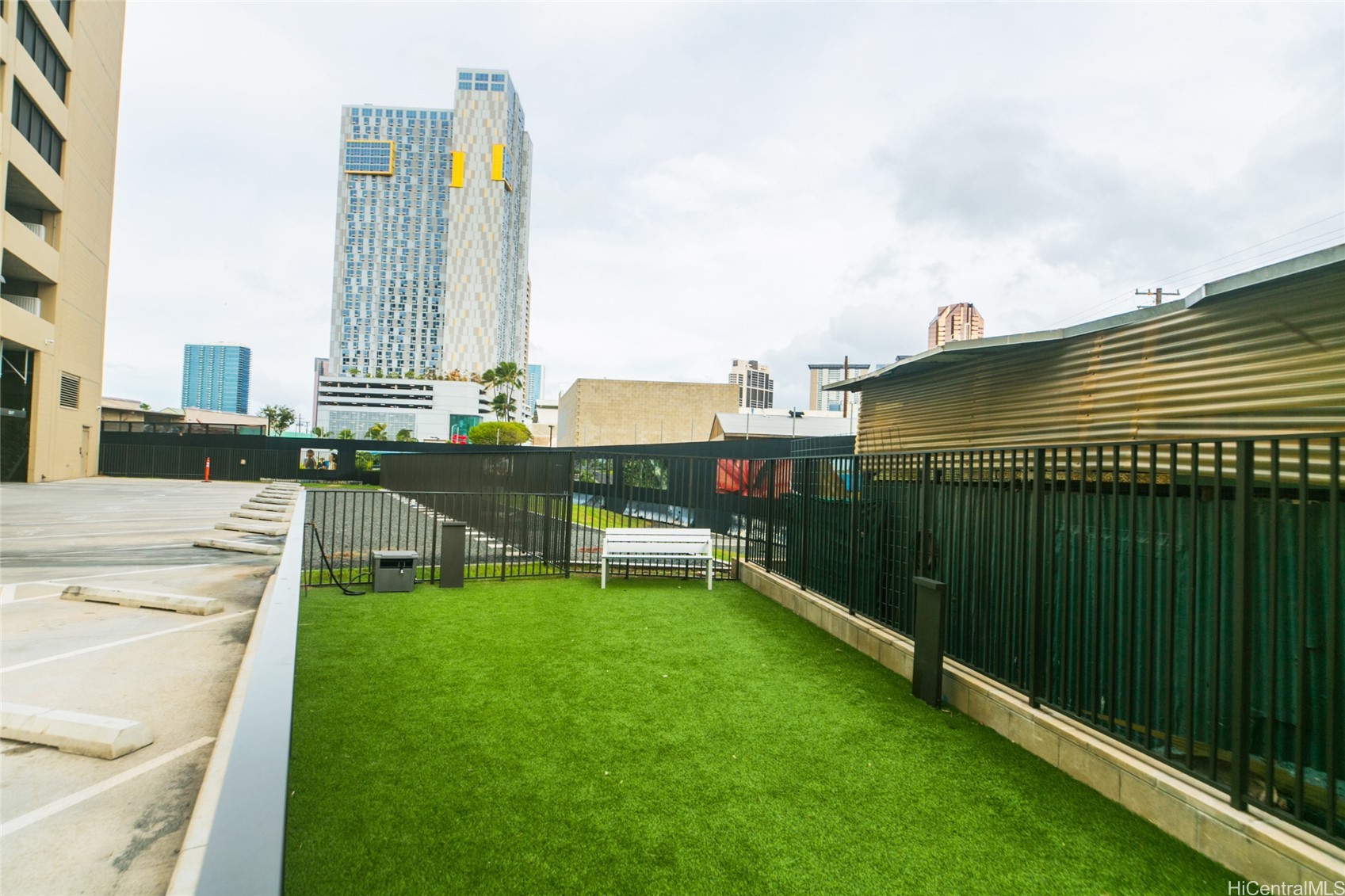 Aalii Condominium