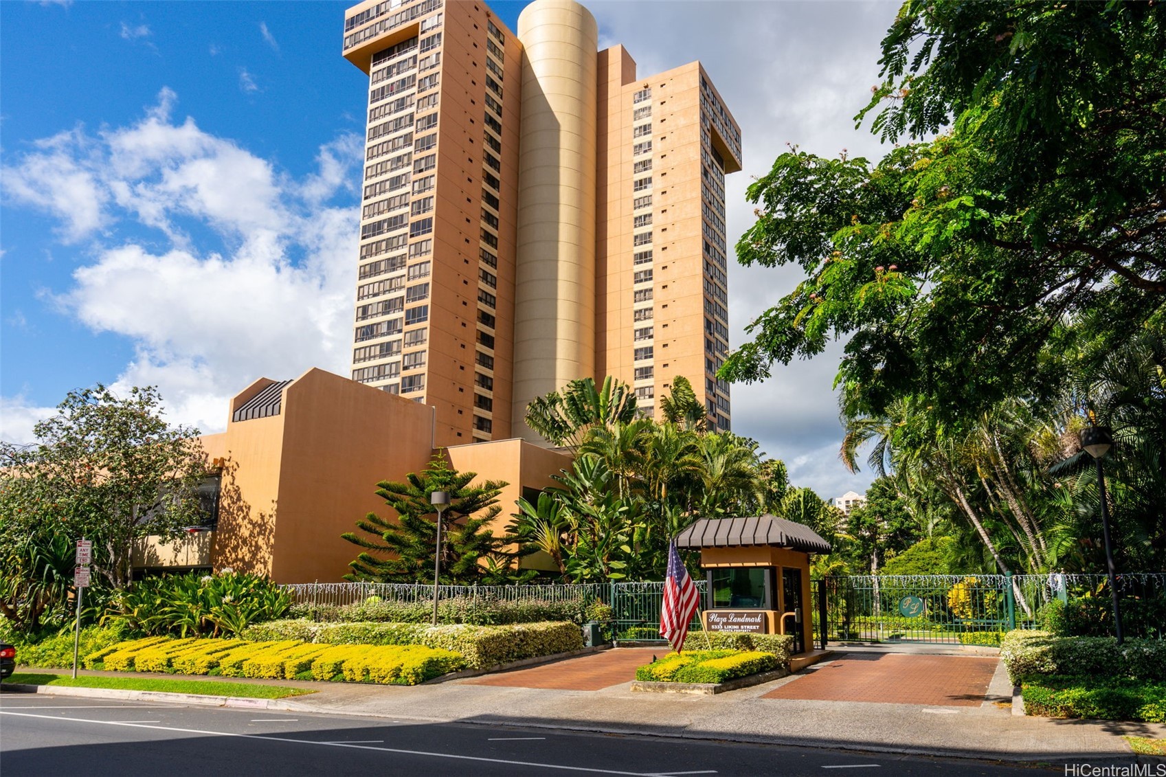 Plaza Landmark Condominium