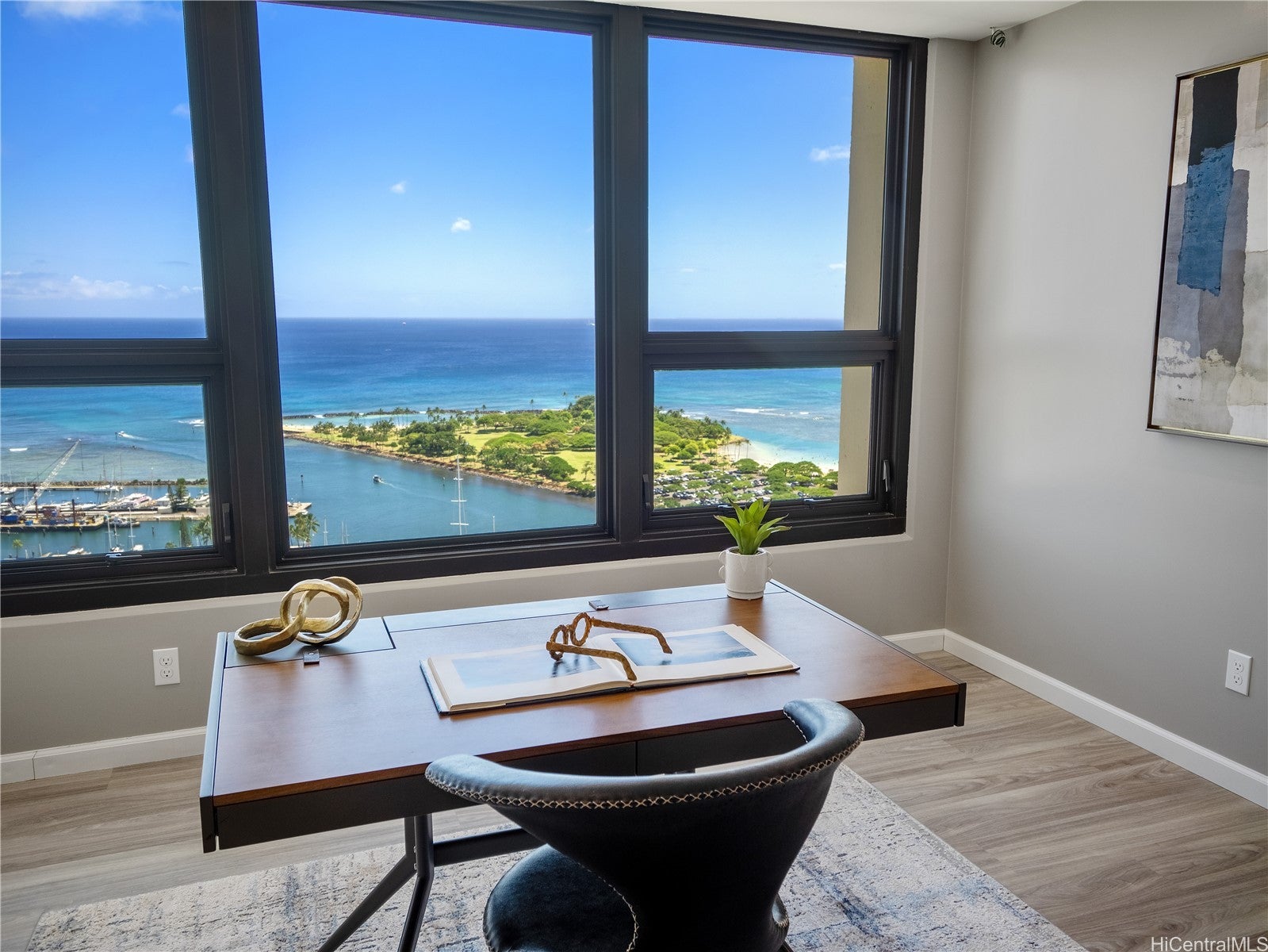 1600 Ala Moana Boulevard 3900