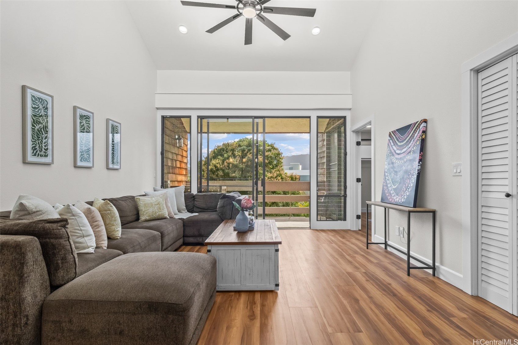 1015 Aoloa Place 442