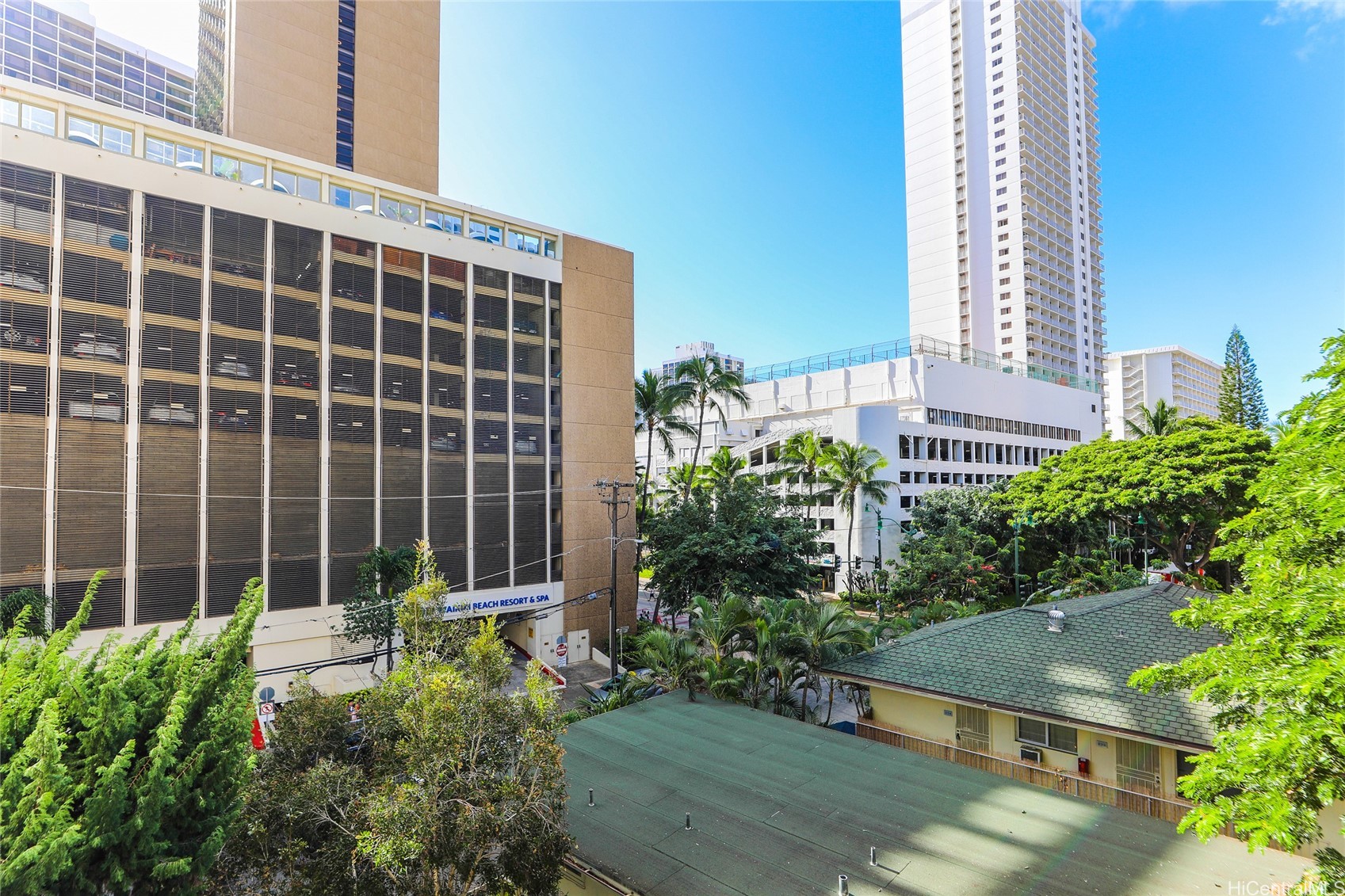 222 Liliuokalani Avenue 501