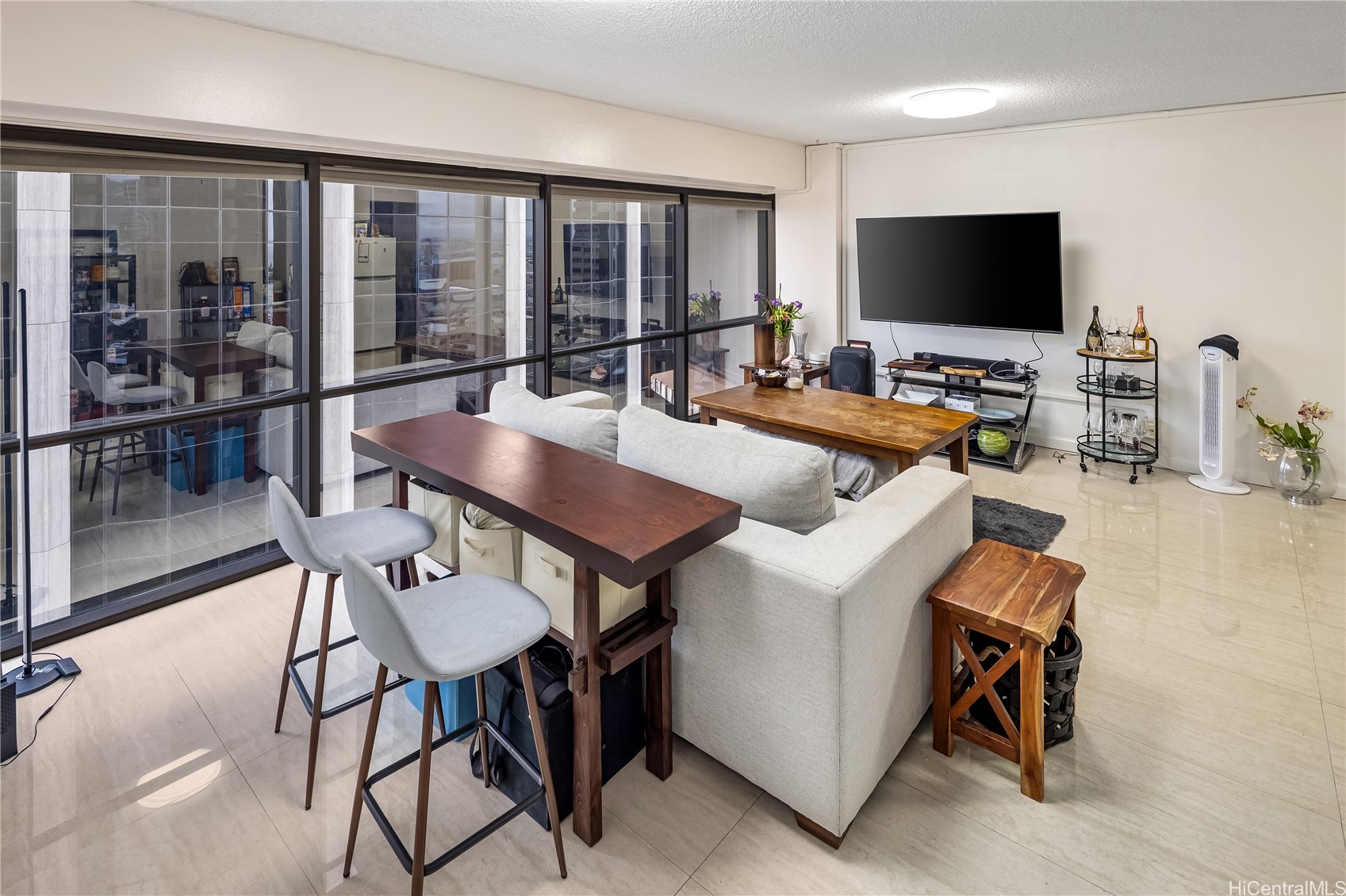 1088 Bishop Street 2210