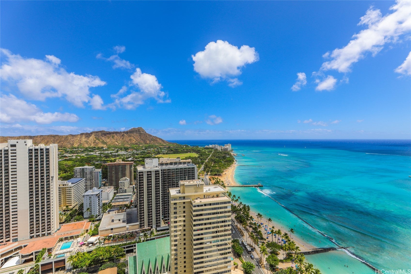 2470 Kalakaua Avenue 3901/3902 PH