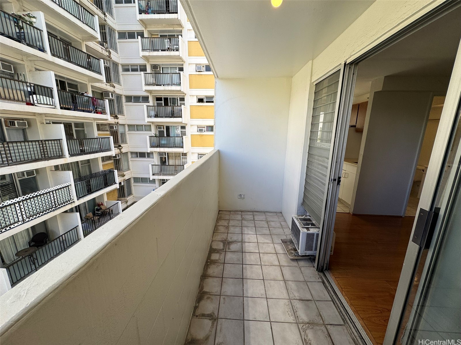 2463 Kuhio Avenue 503