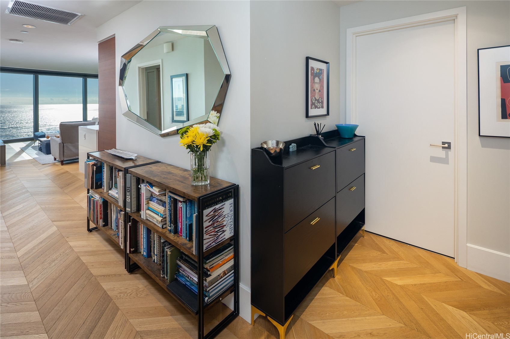 1108 Auahi Street 1501