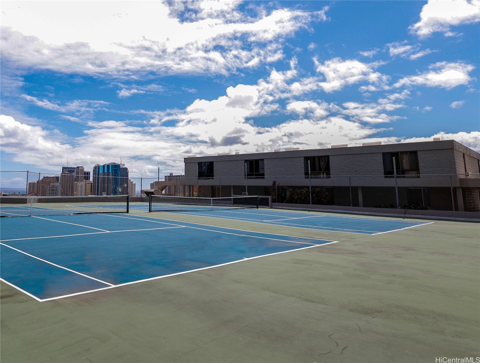Dowsett Point Condominium