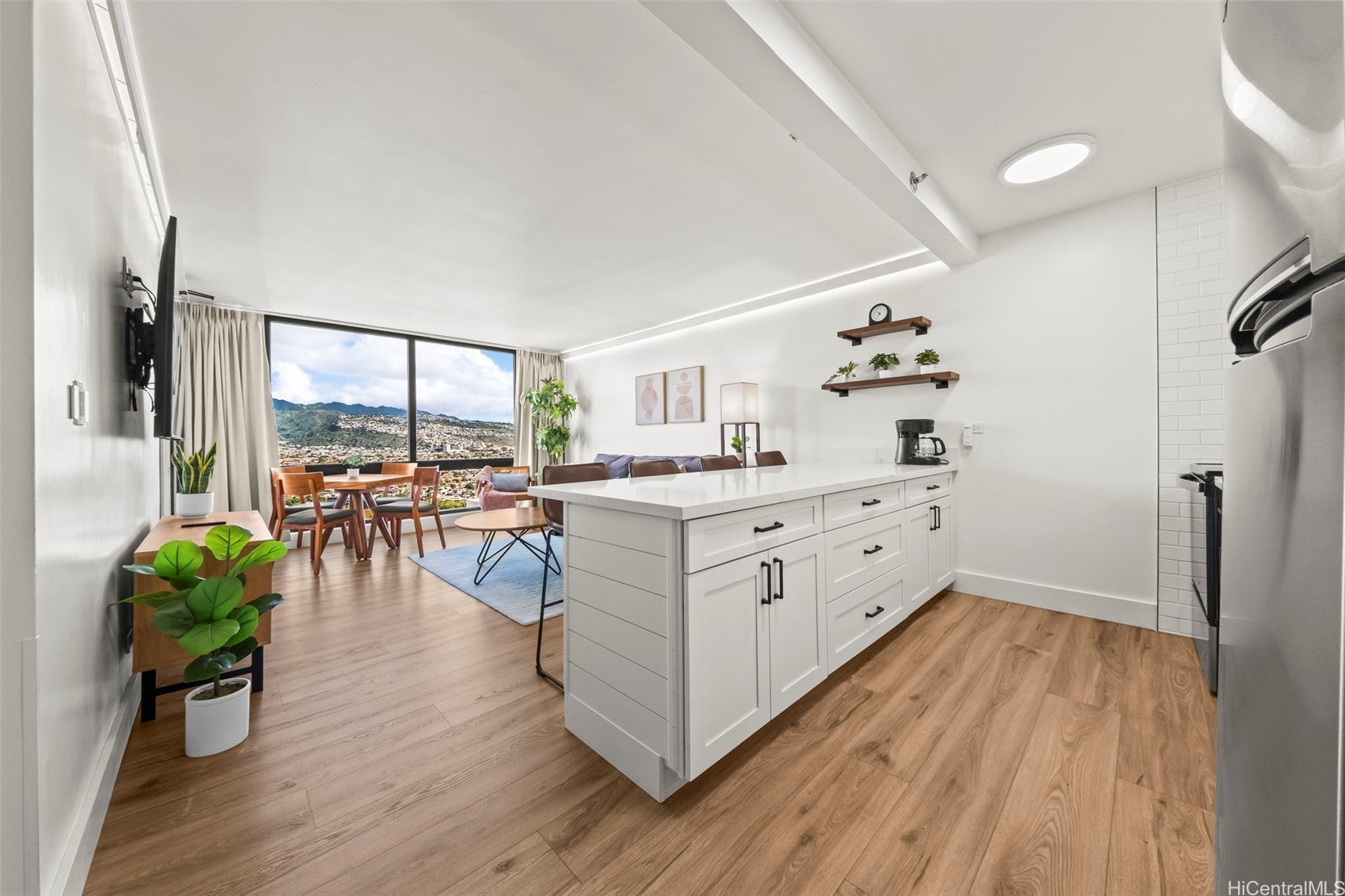 229 Paoakalani Avenue 3509 (NUC)