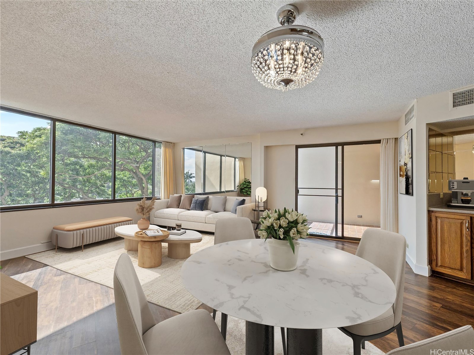 555 Hahaione Street 5E