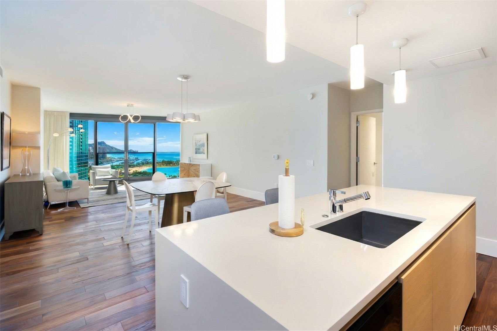 1108 Auahi Street 2202