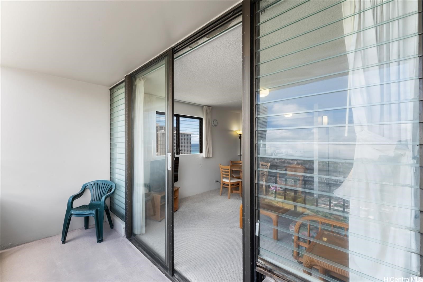 2240 Kuhio Avenue 2405