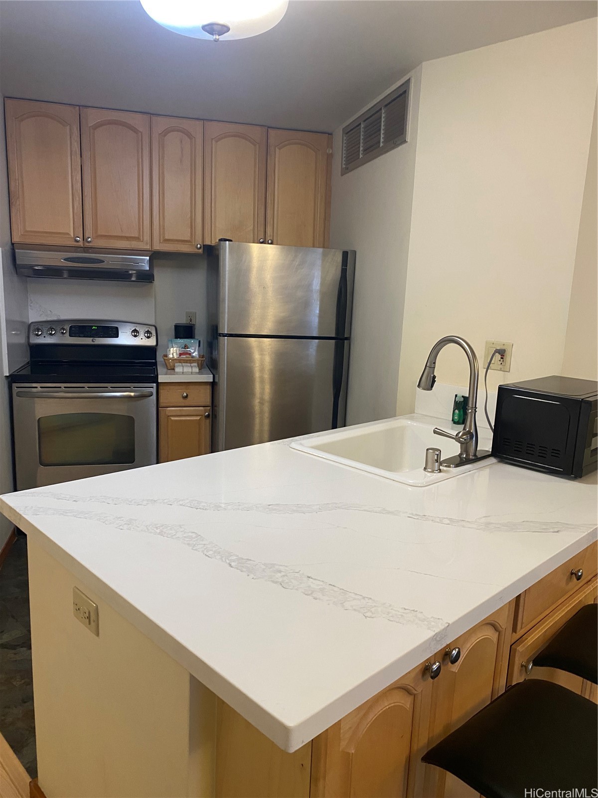 1088 Bishop Street 2206