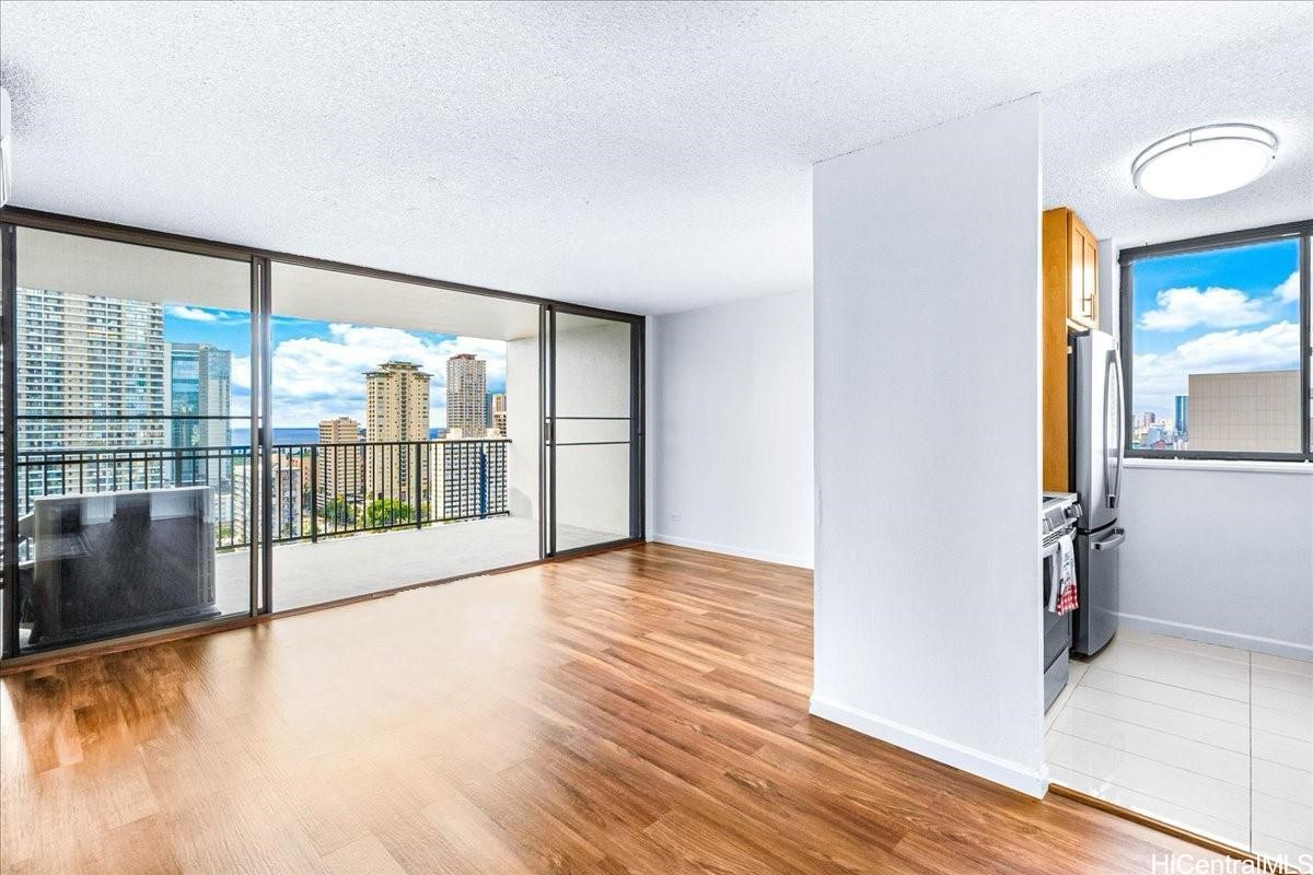 2444 Hihiwai Street 2306