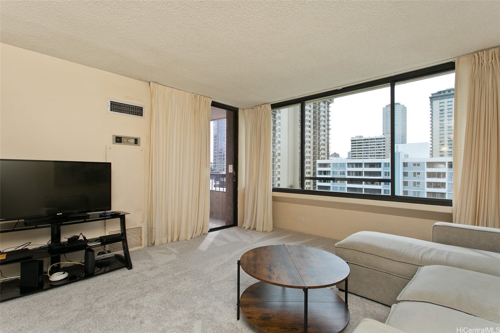 430 Lewers Street 1105