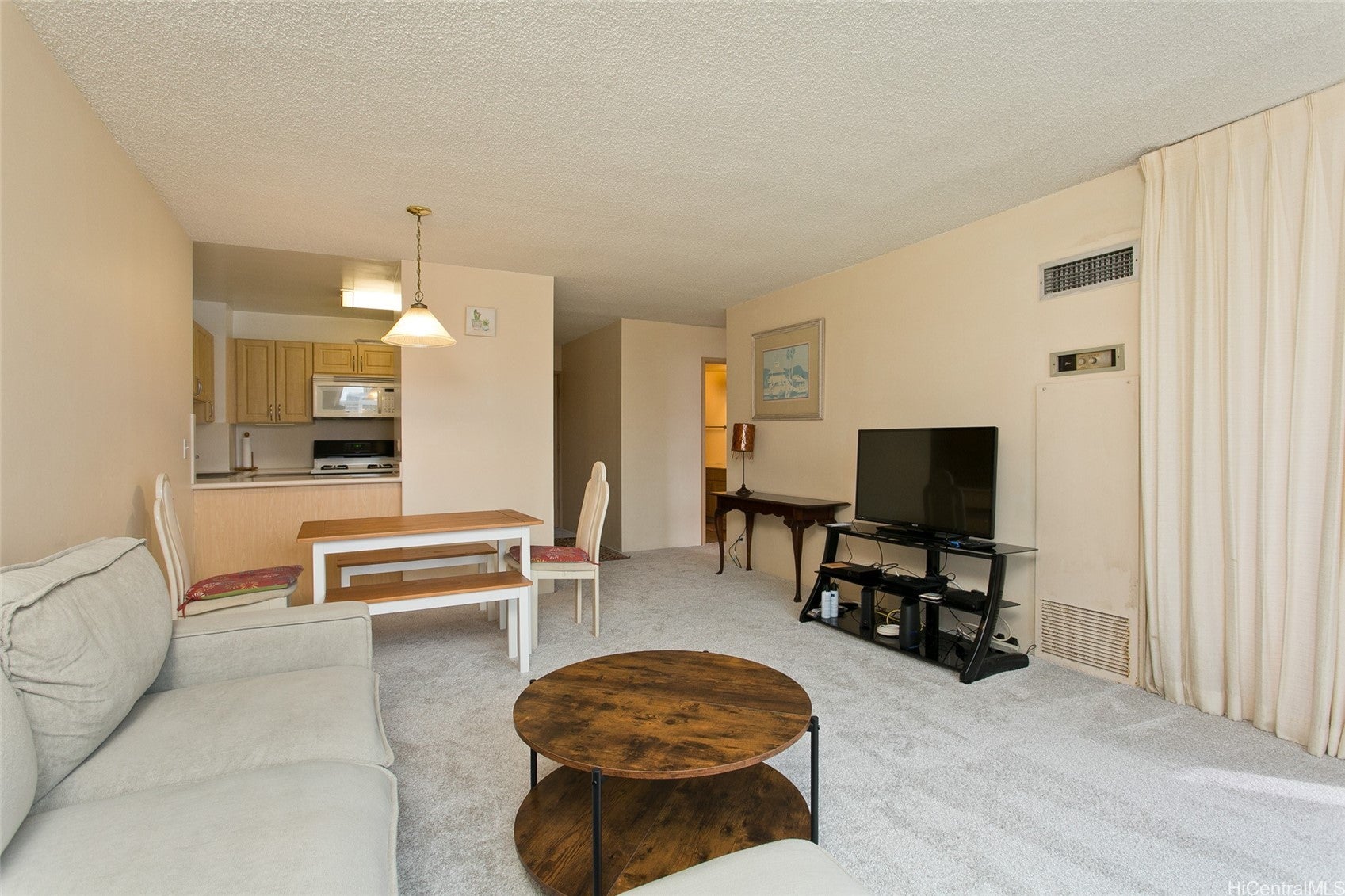 430 Lewers Street 1105