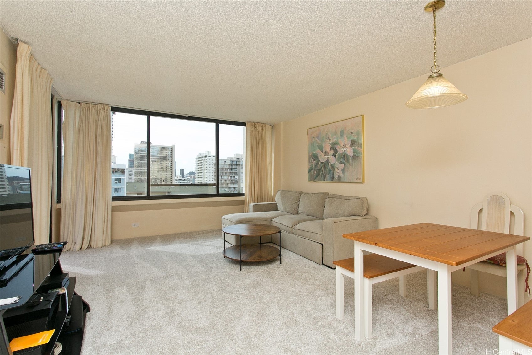430 Lewers Street 1105