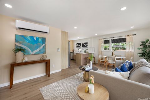 Photo of 47-733 Kamehameha Highway, Kaneohe, HI 96744 (MLS # 202601929)