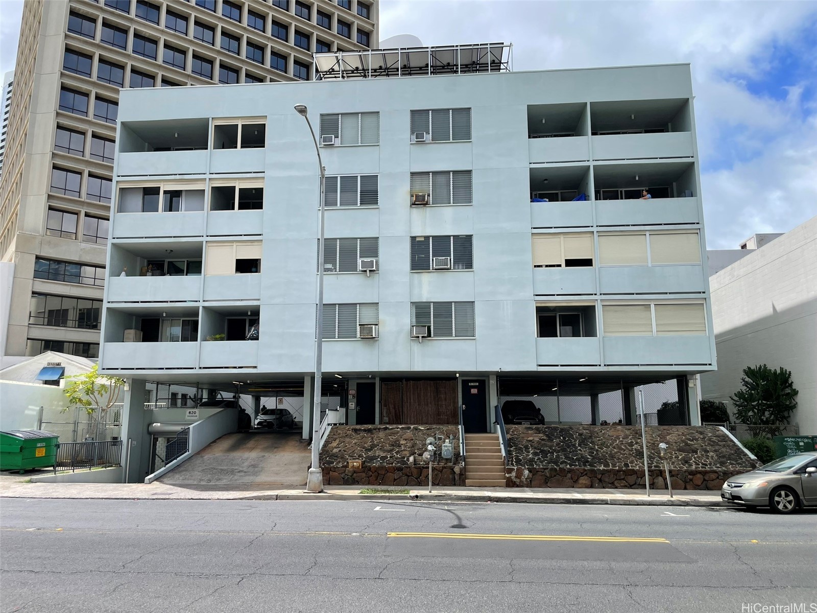 Six Twenty Sheridan Condominium