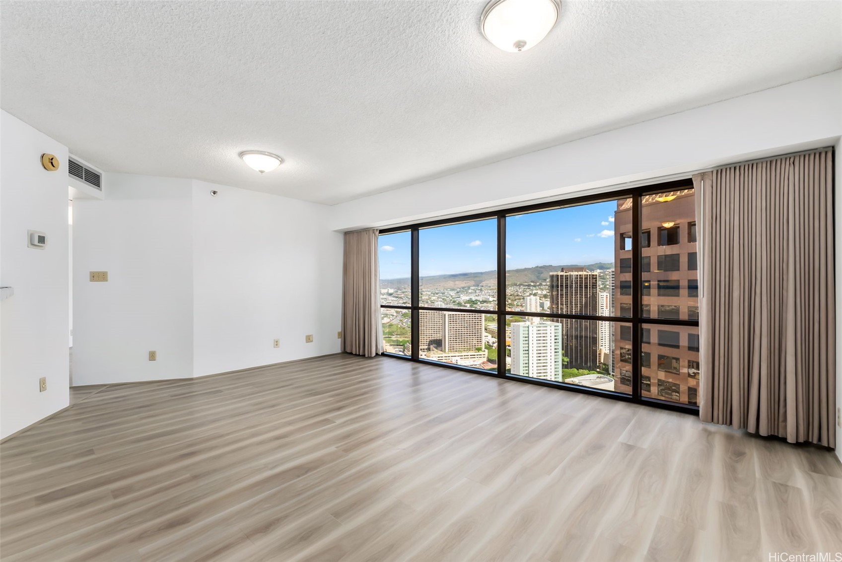 1088 Bishop Street 3602