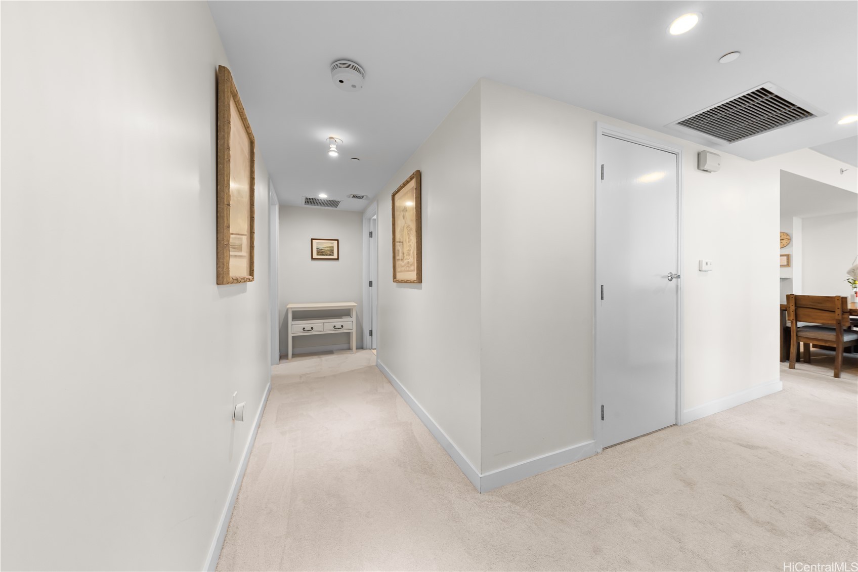 1177 Queen Street 2002