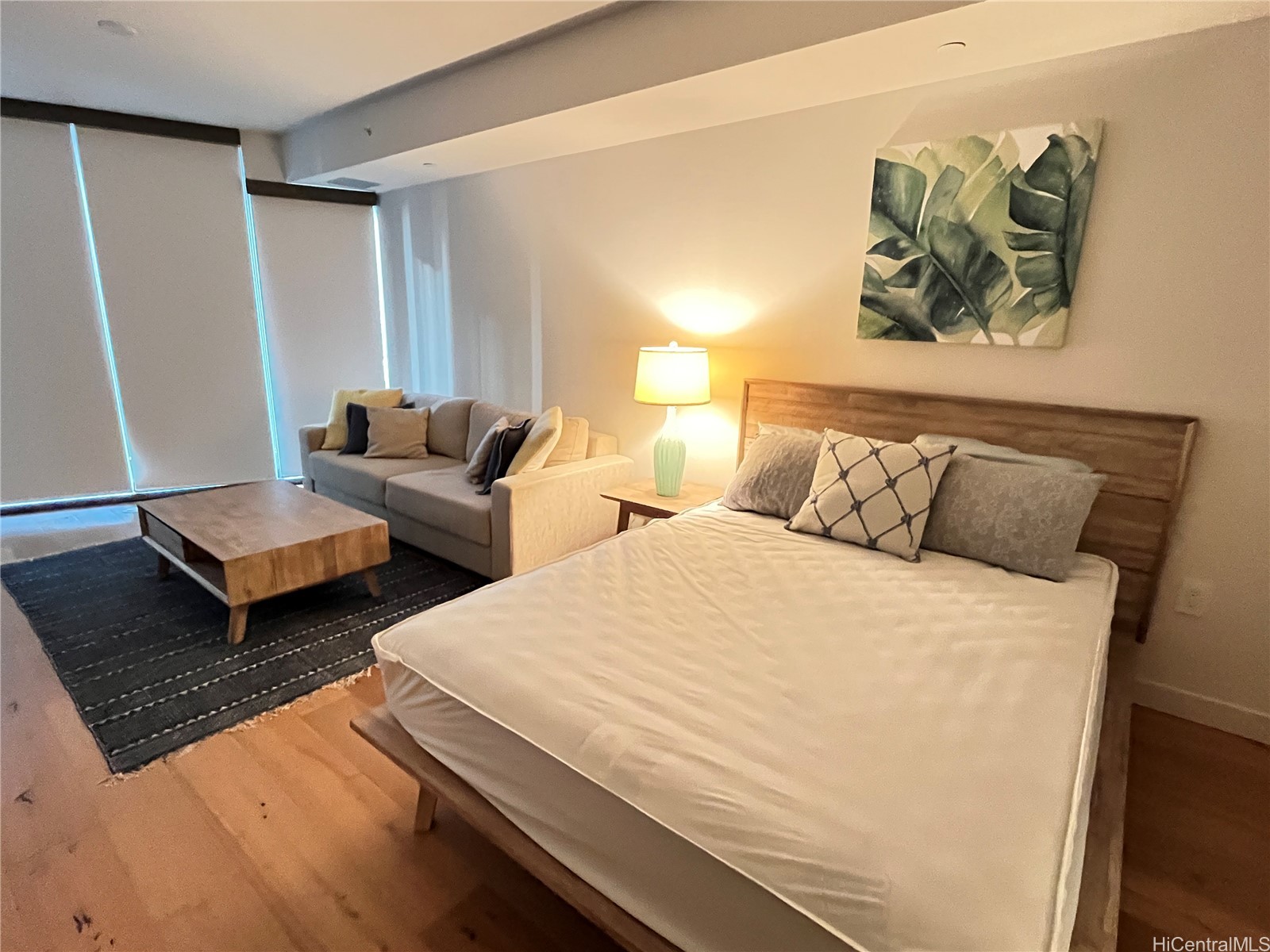 1001 queen Streets 1007