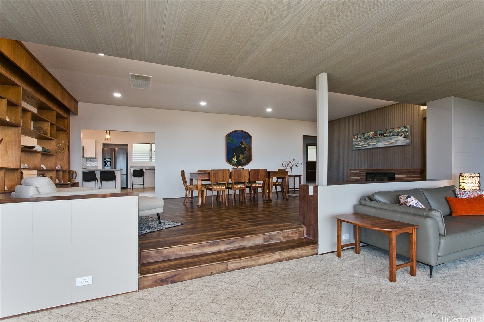 3233 Pacific Heights Road