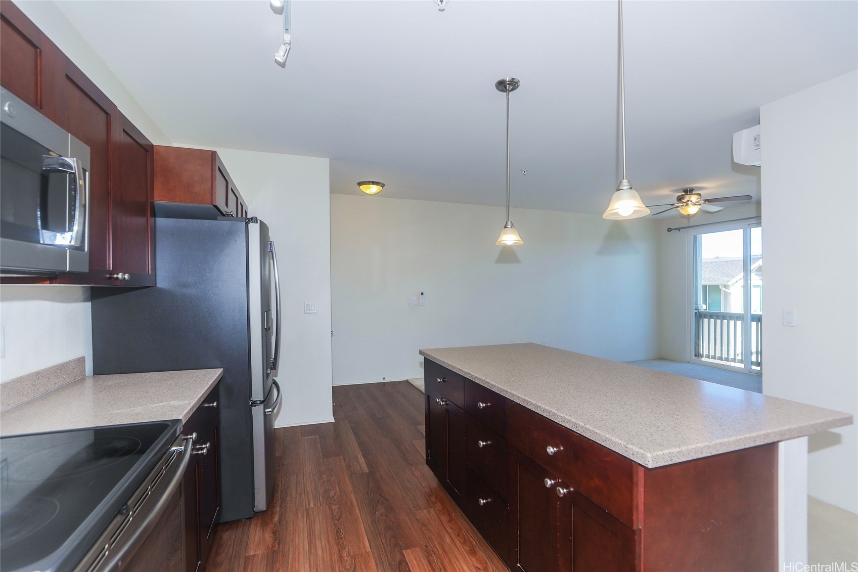1020 Kakala Street 816