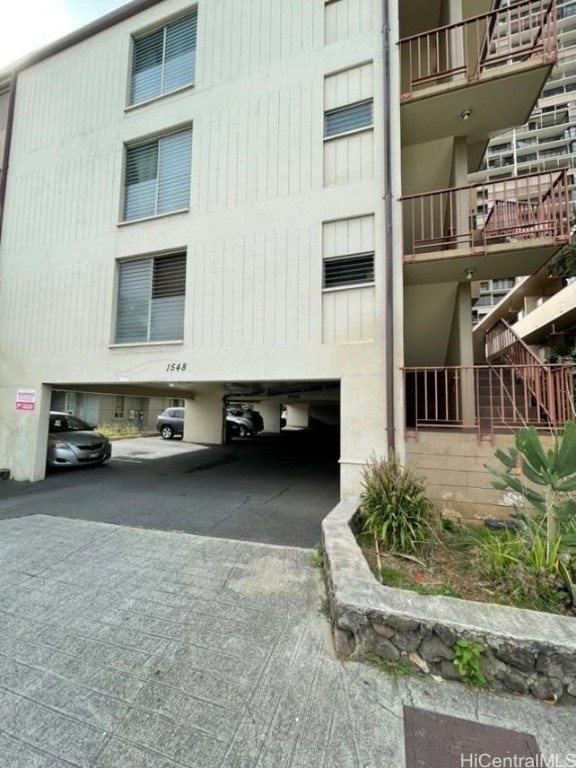 Wilder At Piikoi Condominium