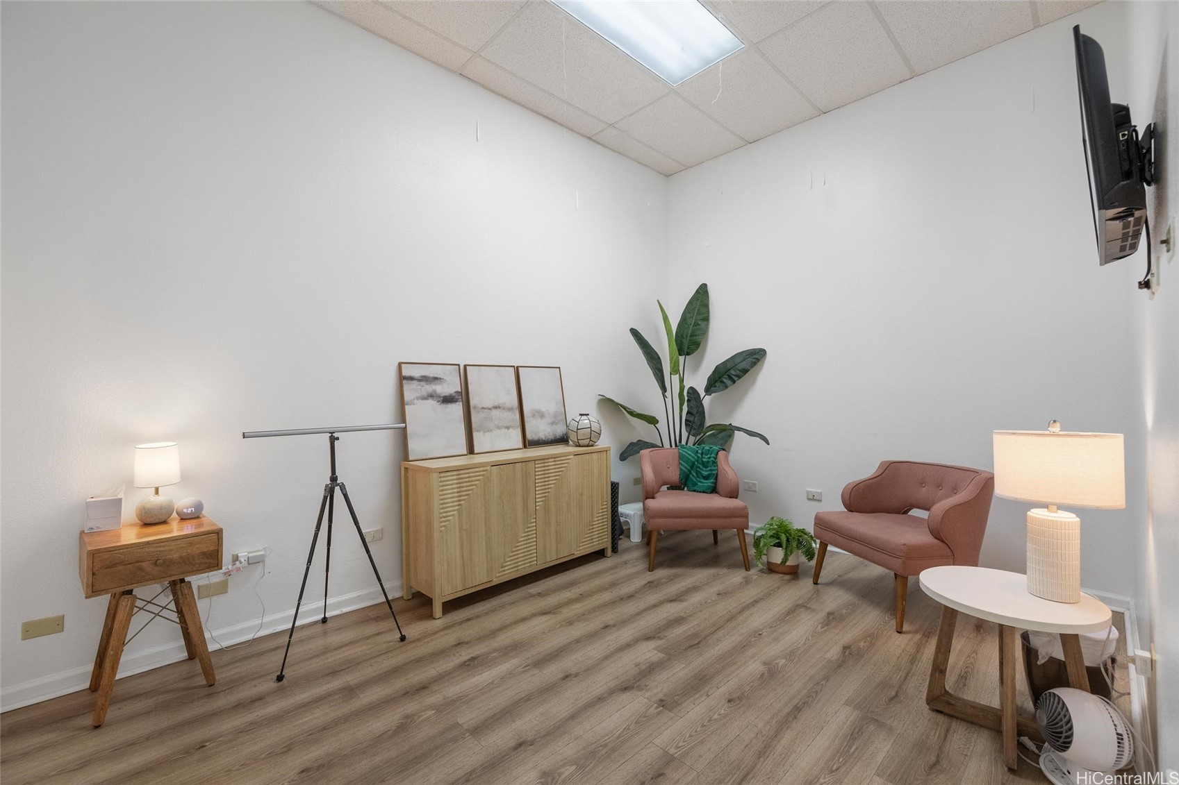 98-1247 Kaahumanu Street 106