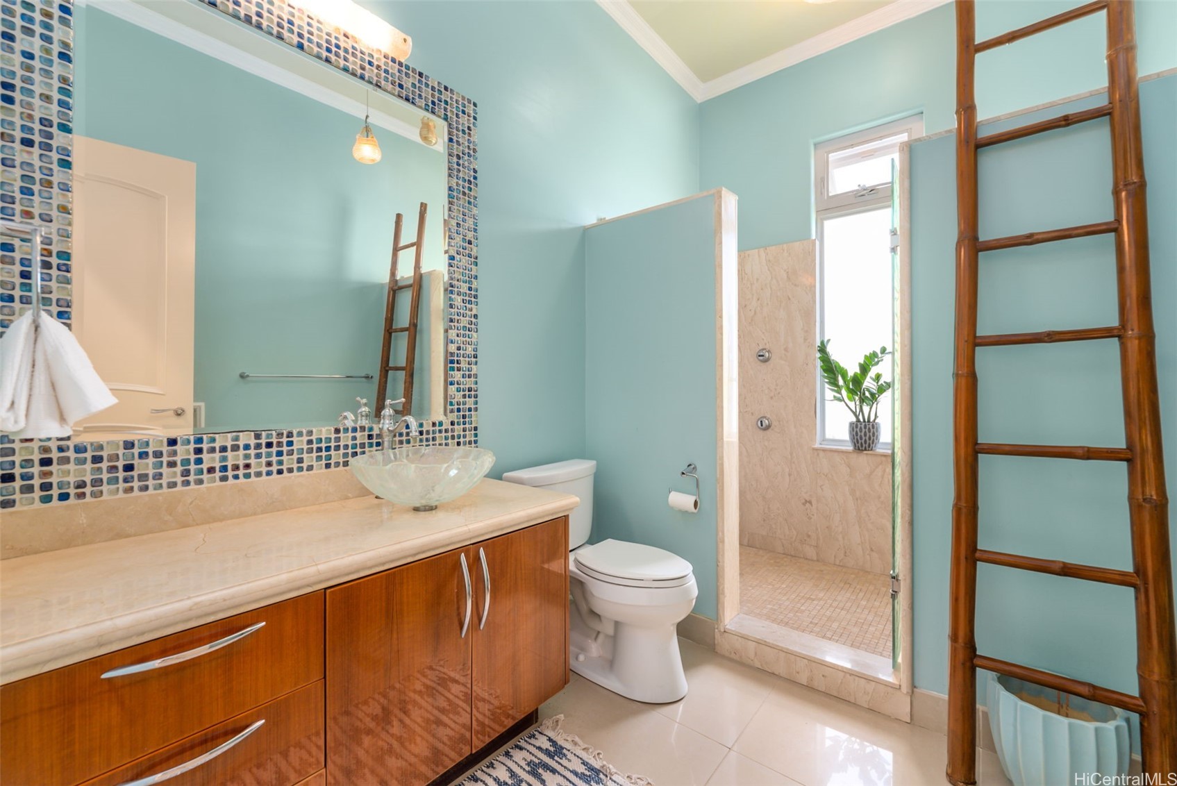 Honolulu, Hawaii, 96821, United States, 5 Bedrooms Bedrooms, ,5 BathroomsBathrooms,Residential,Active,2016705