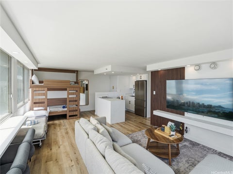 Photo of 2427 Kuhio Avenue #3102, Honolulu, HI 96815 (MLS # 202617439)