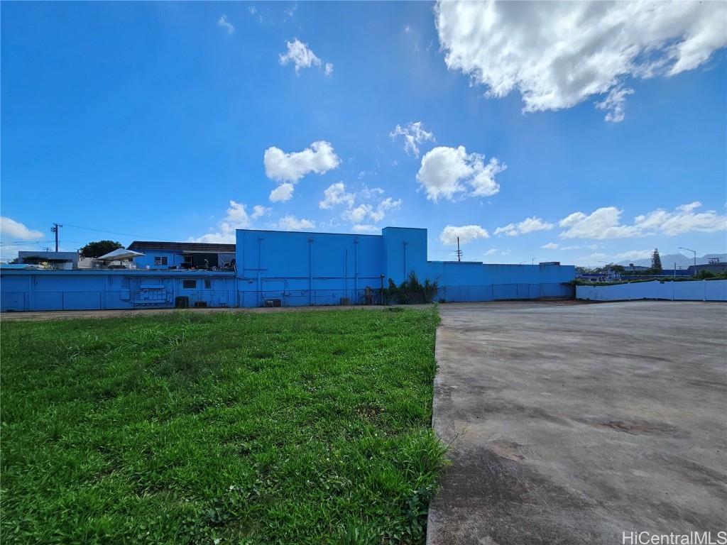 656 Kilani Avenue