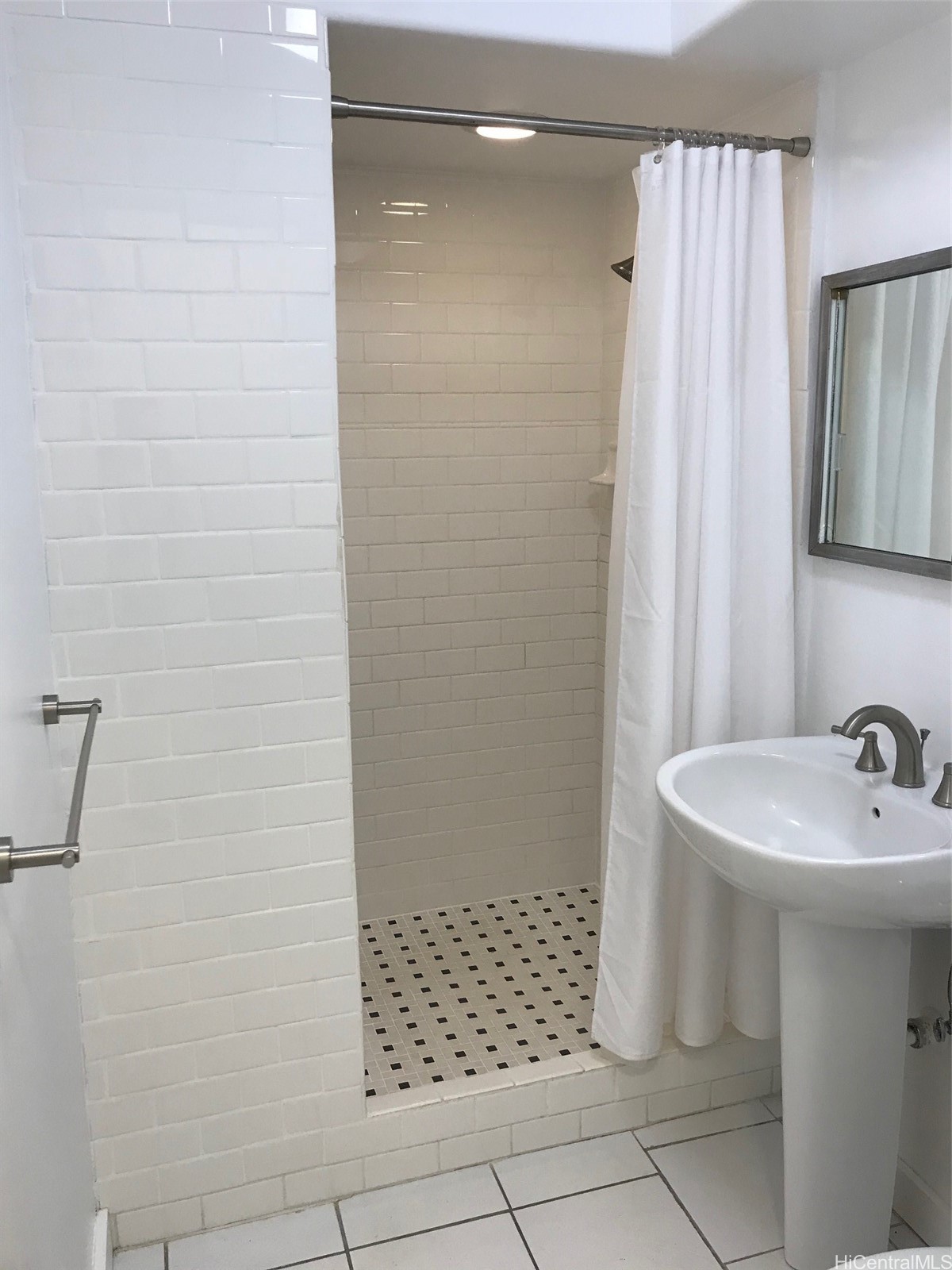Diamond Head Surf Residential Lease