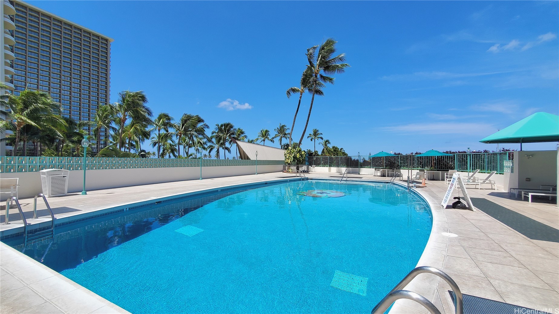 Ilikai Apt Bldg Condominium
