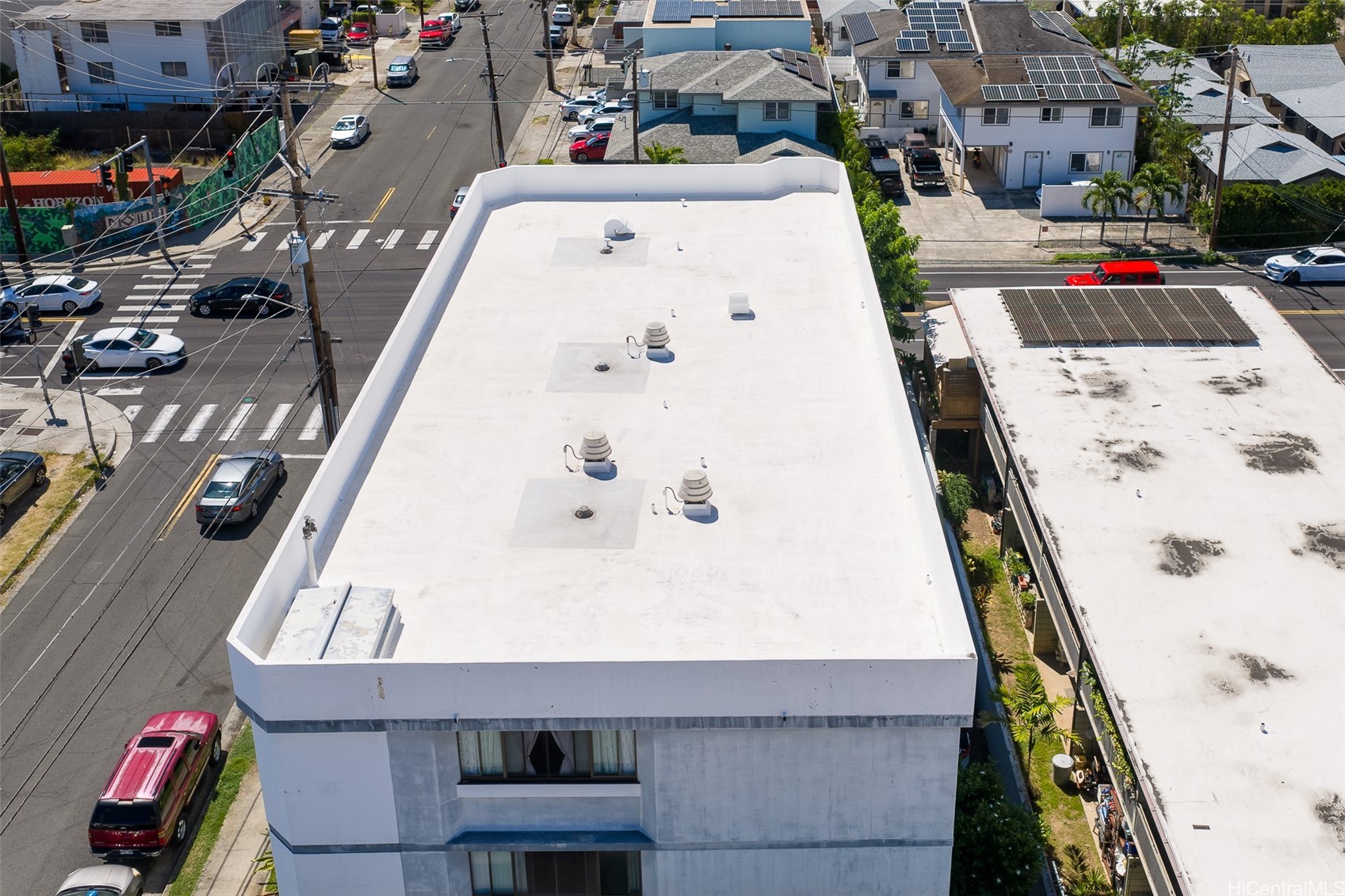 922 McCully Street