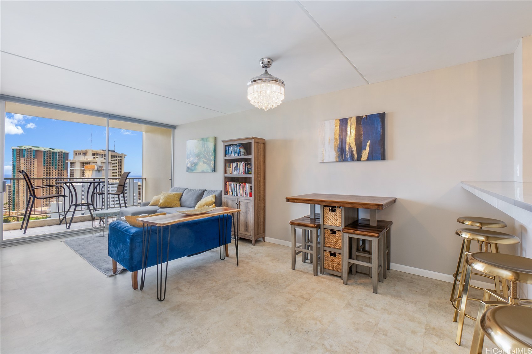 400 Hobron Lane 2809