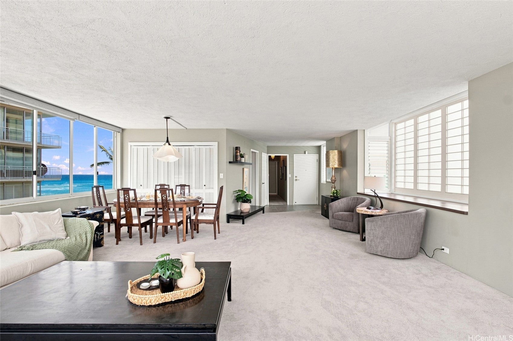 2957 Kalakaua Avenue 615/616