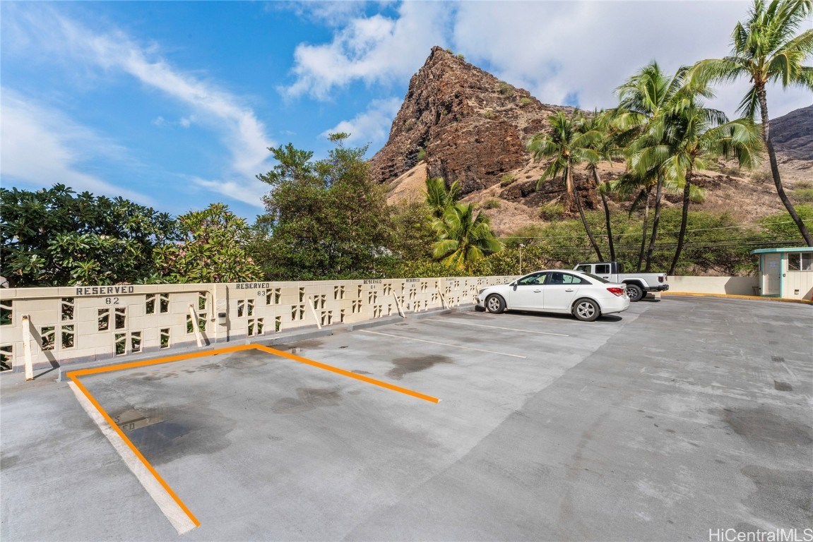 Makaha Shores Condominium