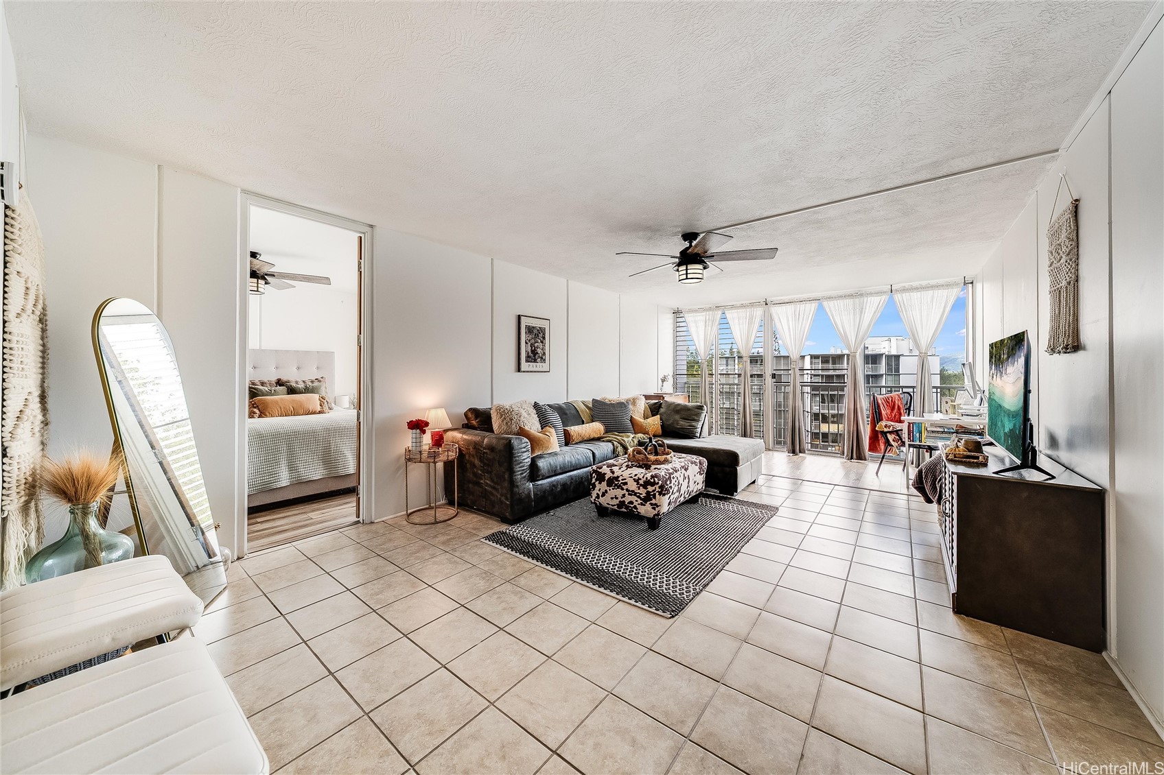 95-61 Waikalani Drive D903