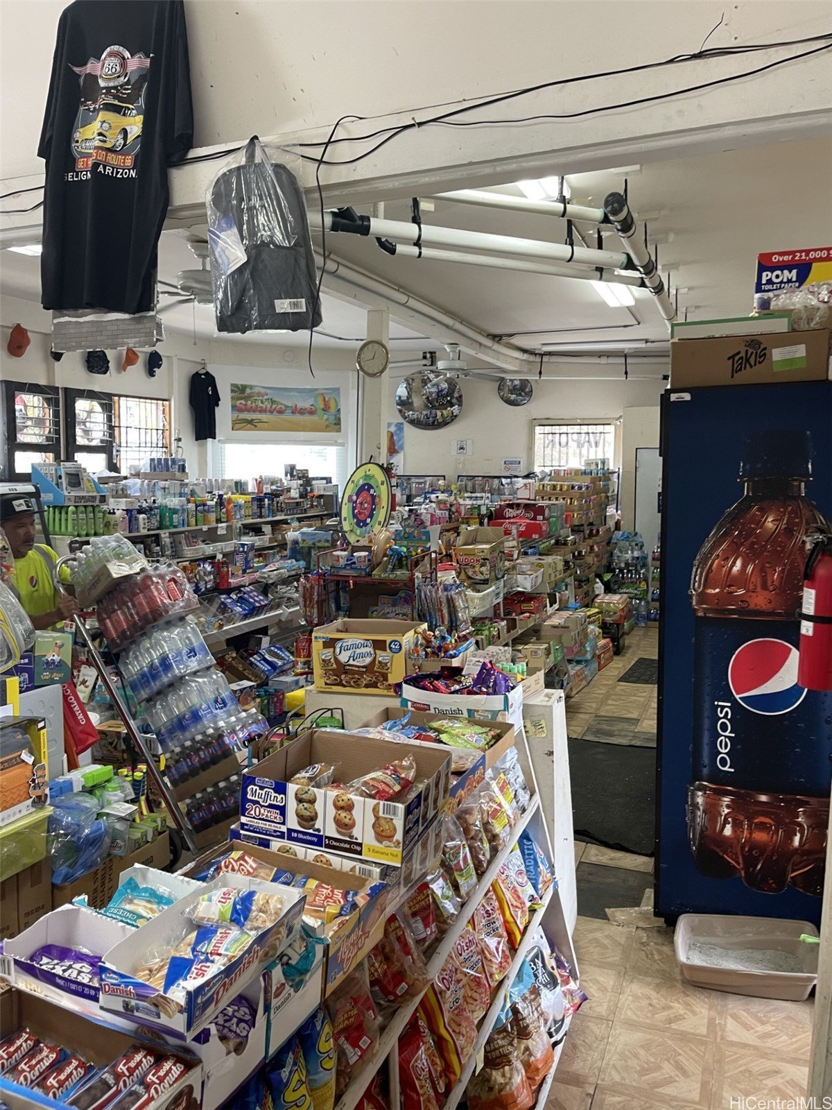 1402 Lusitana Street