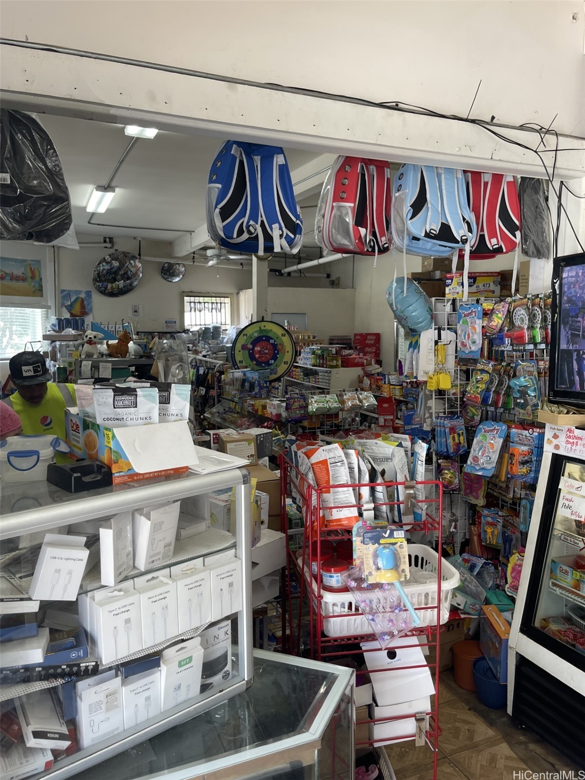 1402 Lusitana Street