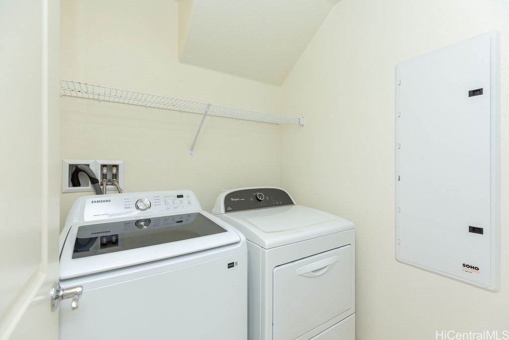 91-1465 Kaikohola Street D129