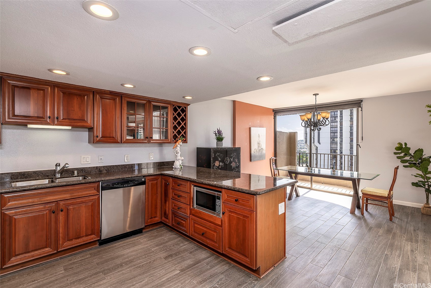 311 Ohua Avenue PH D
