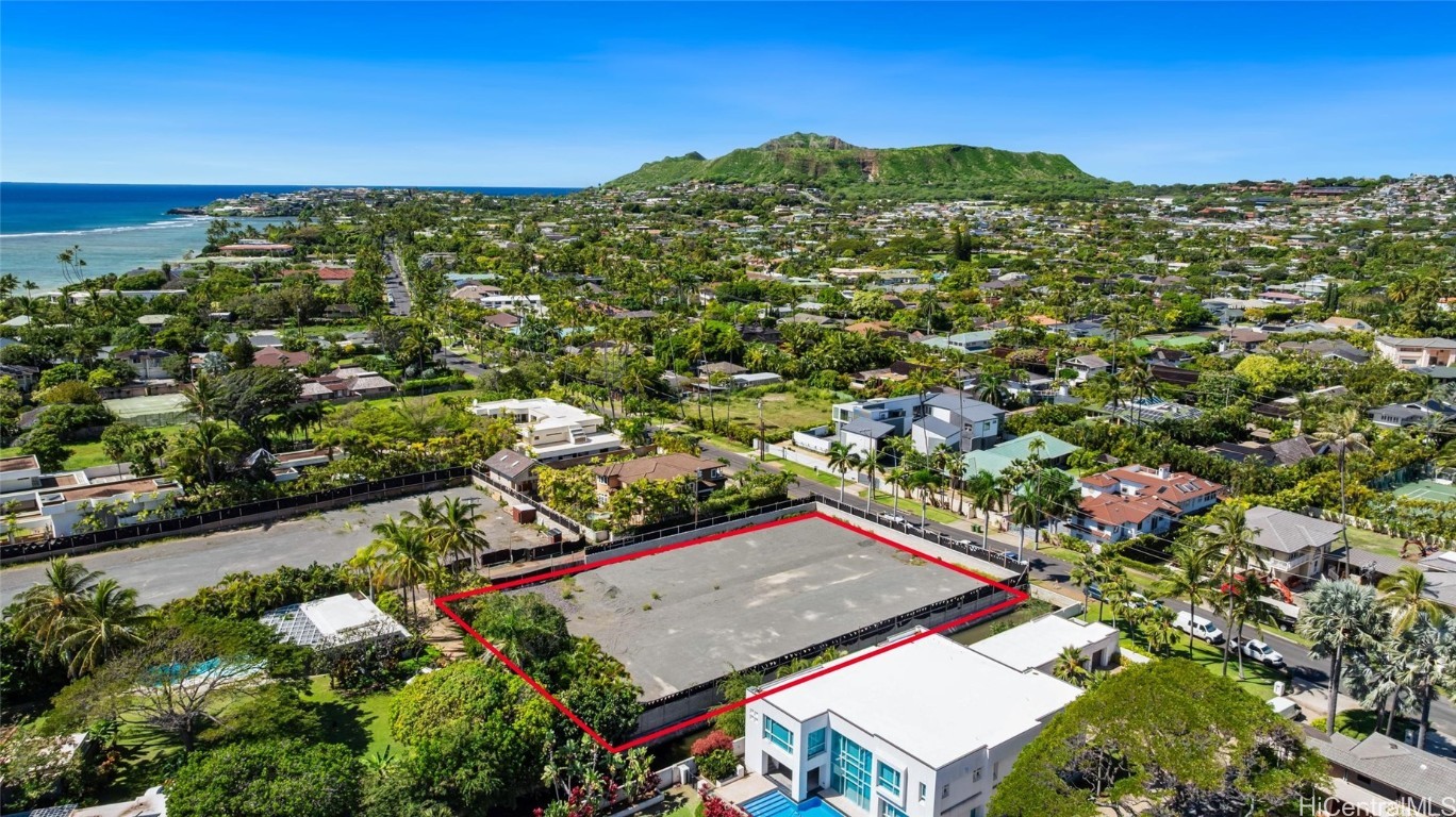 Honolulu Land