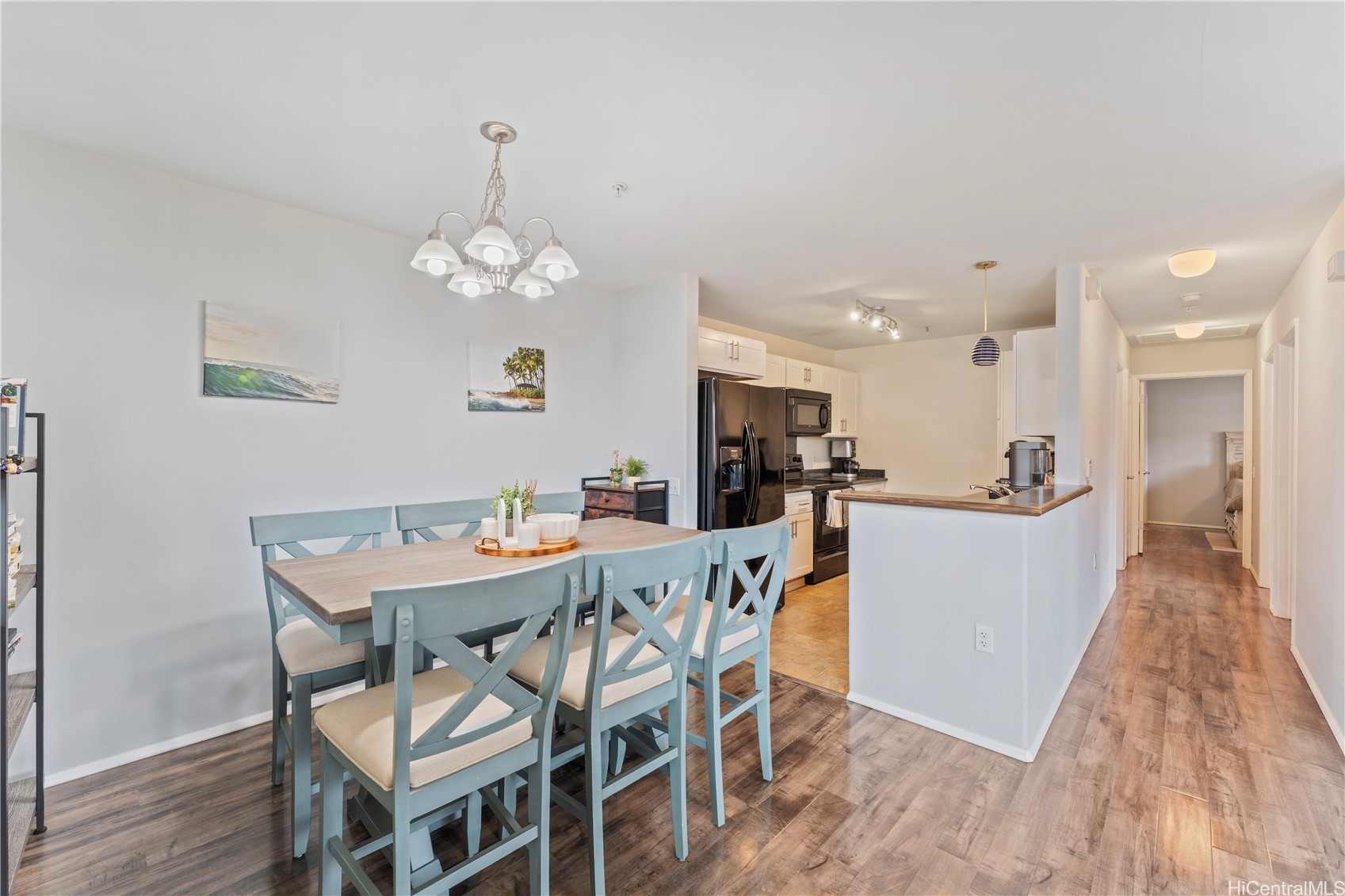 91-1015 Kamaaha Avenue 208