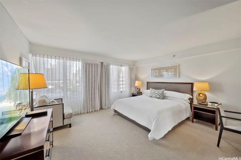 223 Saratoga Road 901 Honolulu HI 96815