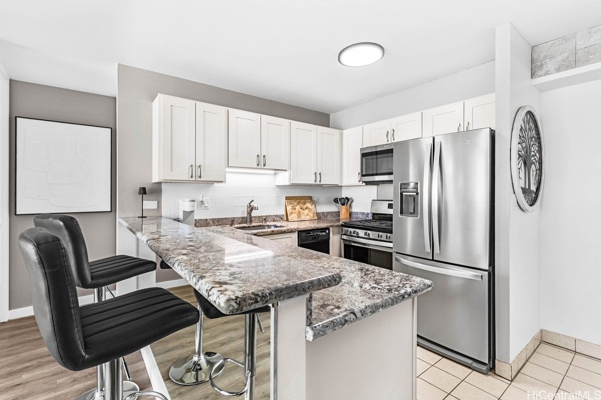 2452 Tusitala Street PH9