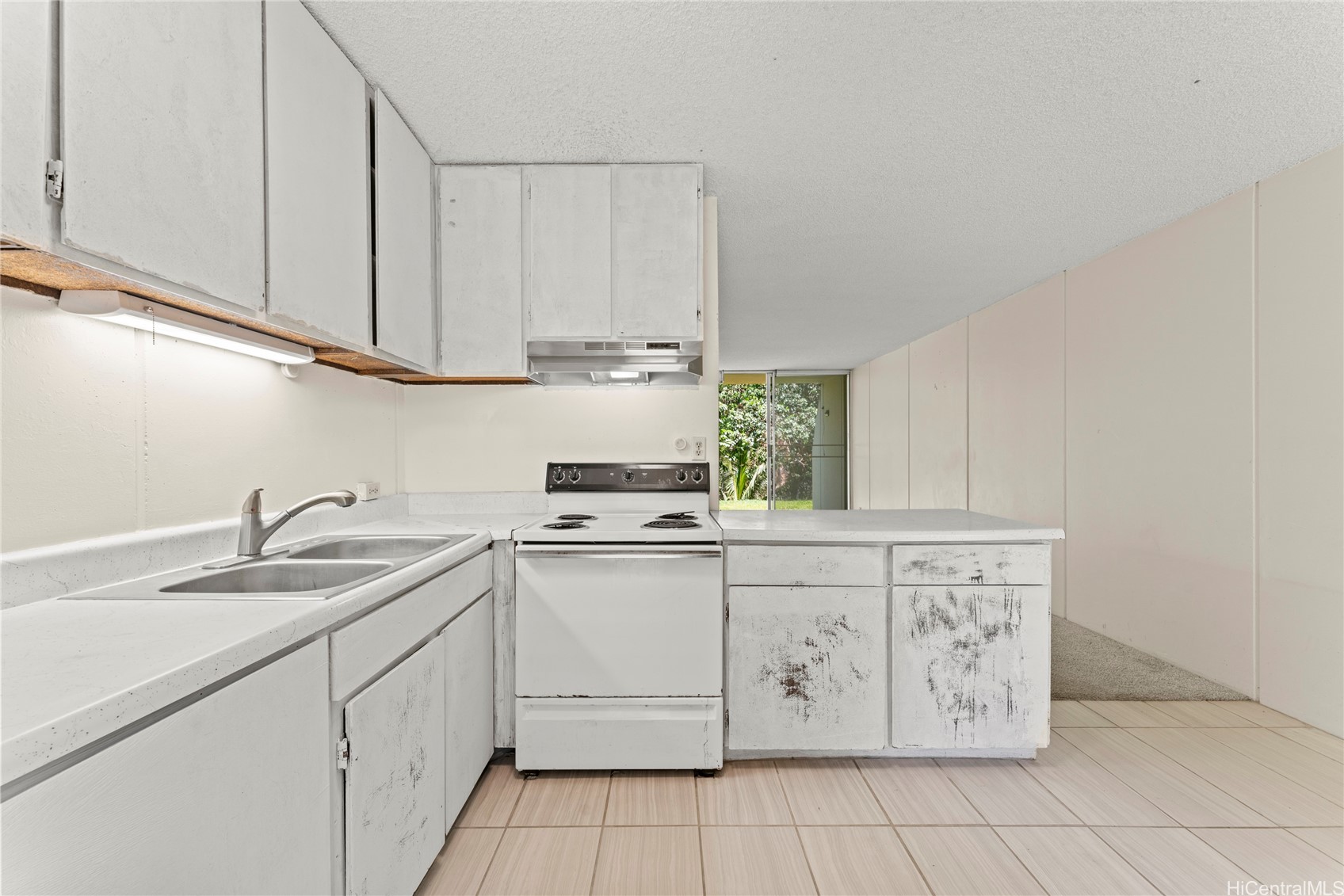 95-2039 Waikalani Place C104