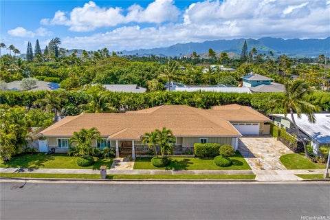 Photo of 71 Namala Place, Kailua, HI 96734 (MLS # 202612634)